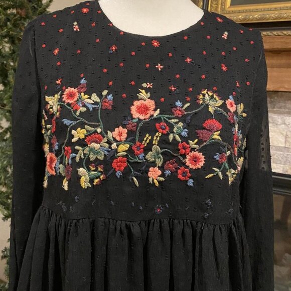 ZARA TRAFALUC COLLECTION Womens S BLACK Top Embroidered Babydoll Open Back Tie - Picture 2 of 7